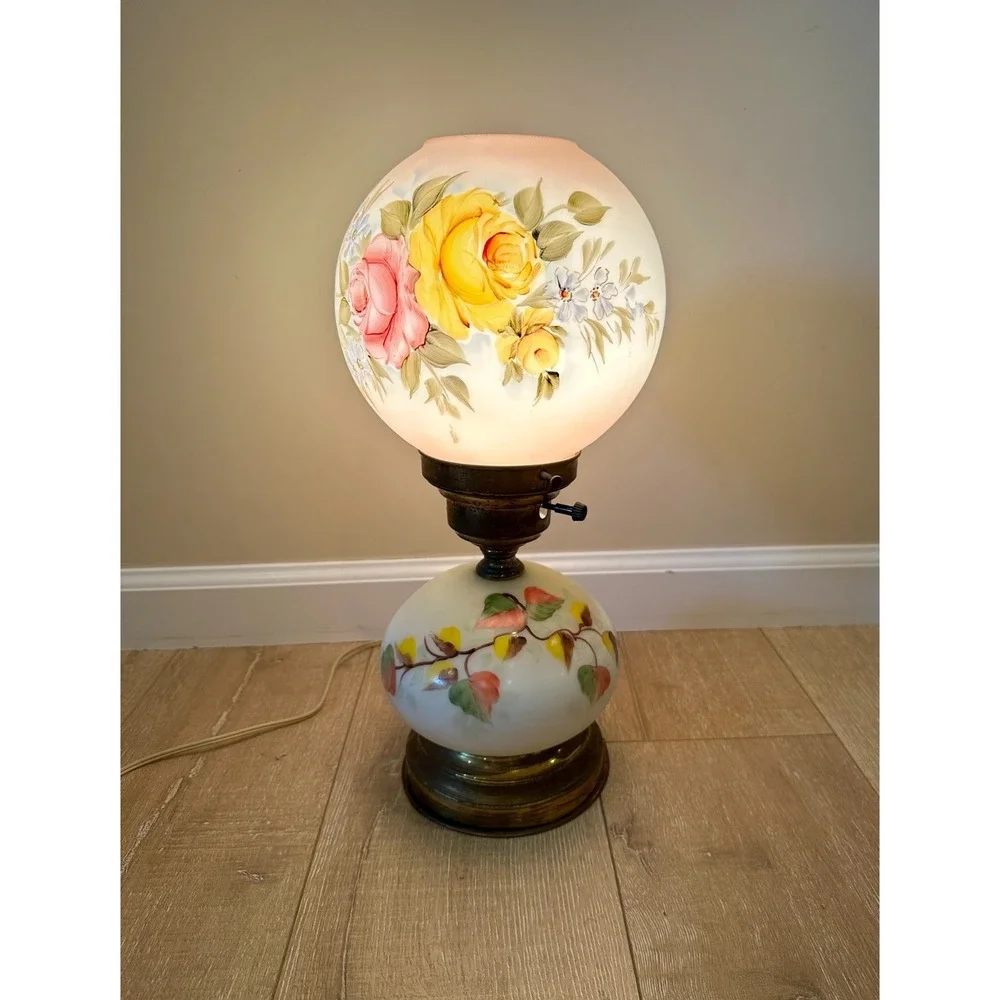 Antique Victorian Gone With the Wind Hand Painted Pink‎ & Yellow Flowers WORKING